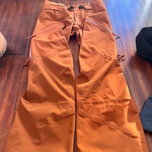 Arc’teryx Sentinel AR pants